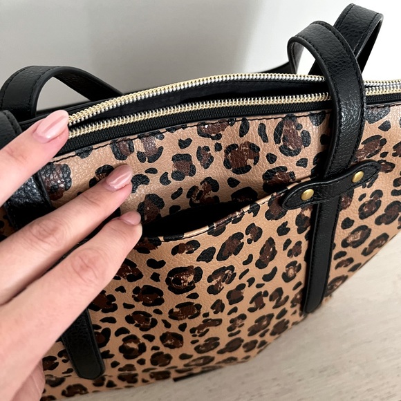 Fossil Tote - Picture 4 of 7